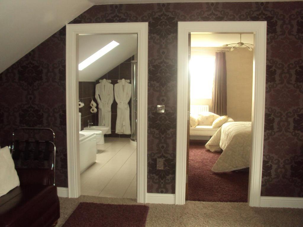 Causeway Lodge Bushmills Rum bild